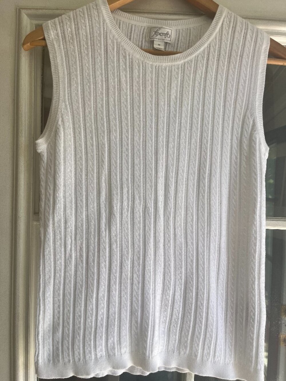 Foxcroft Vintage Sleeveless cable knit Blouse supima Cotton White M crewneck